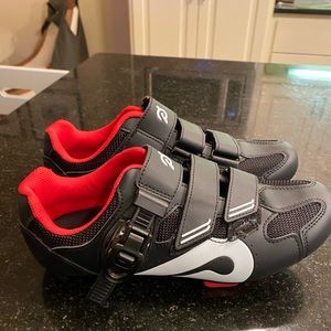 Peloton Cycling Shoes (Size 40)